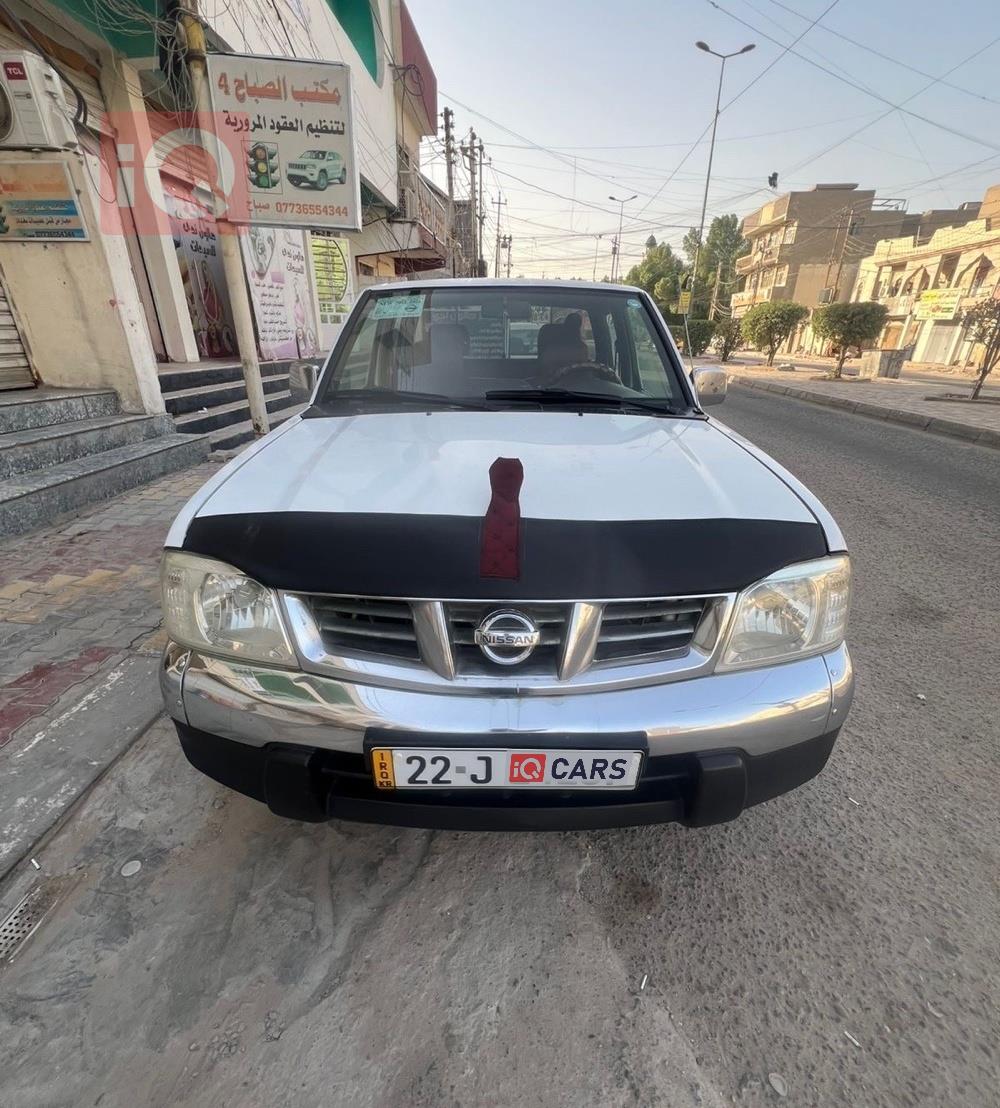 نيسان بيك اب